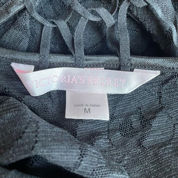 VINTAGE BLACK LACE VICTORIA’S SECRET STRETCH CHEMISE SIZE MEDIUM EVC - Picture 8 of 8